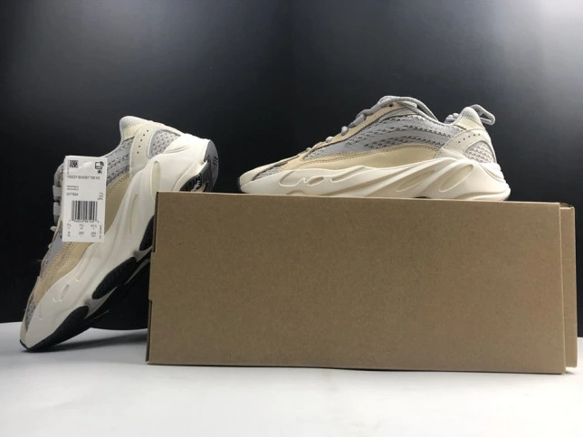 Adidas Boost V2 Cream GY7924 Cream Yeezy 700 0908